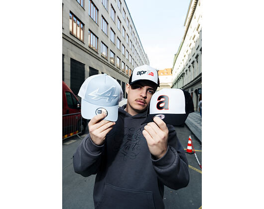 Cap New Era - Piagio Wordmark 9FORTY Trucker - Aprilia - Black