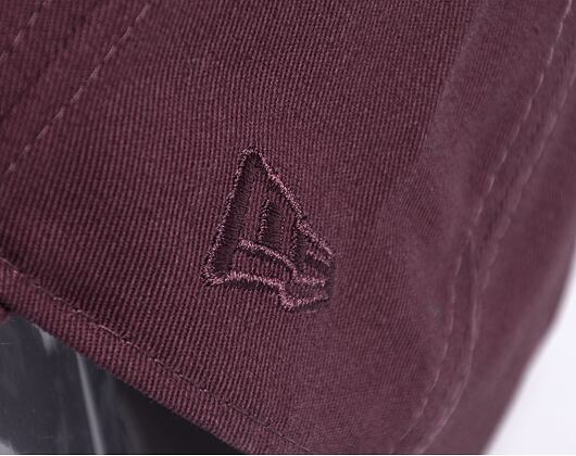 New Era 9FORTY MLB League Essential Snapback New York Yankees Maroon Cap