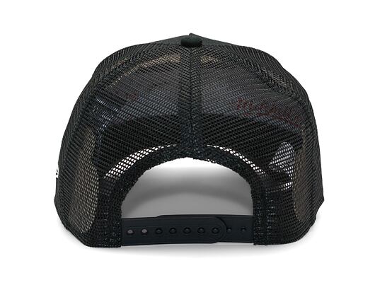 Kšiltovka New Era - Branded Oval Distress Patch 9FORTY Trucker - Black