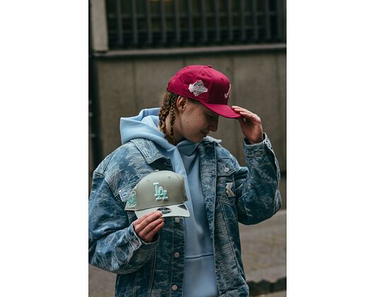 Kšiltovka New Era - MLB World Series 9FIFTY Original Fit - Atlanta Braves - Burgundy / Pink