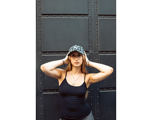 Dámská Kšiltovka New Era - MLB Cosy Animal - Snow Leopard Fleece 9FORTY - LA Dodgers - Grey / Black