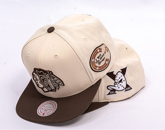 Kšiltovka Mitchell & Ness - NHL Fashion Basic 2T - Chicago Blackhawks - Cream