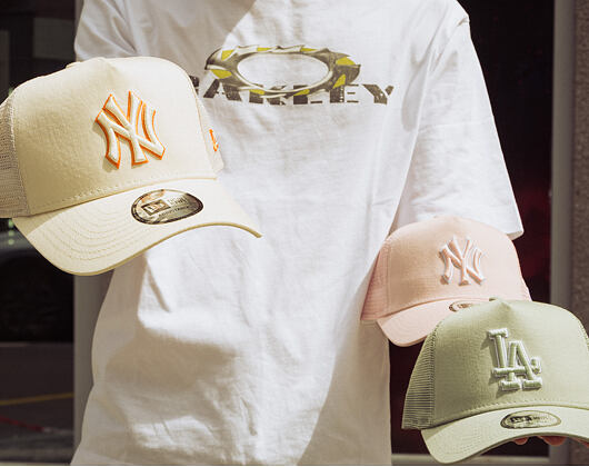 Cap New Era - MLB Outline 9FORTY A-Frame Trucker - NY Yankees - Cream / Orange