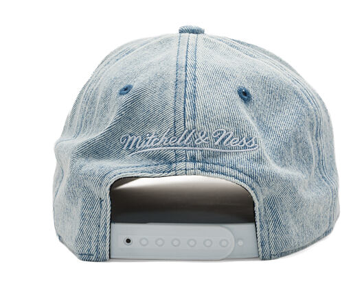 Cap Mitchell & Ness - Painted Love - NBA - Chicago Bulls - Light Blue