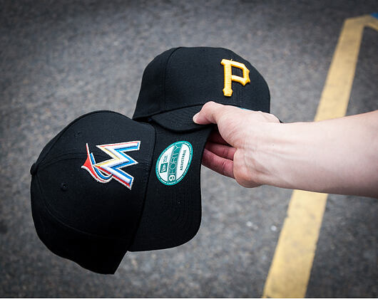 New Era The League Pittsburgh Pirates Team Colors Strapback Cap