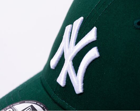 Kšiltovka New Era - MLB Essential 9FORTY - NY Yankees - Dark Green / White