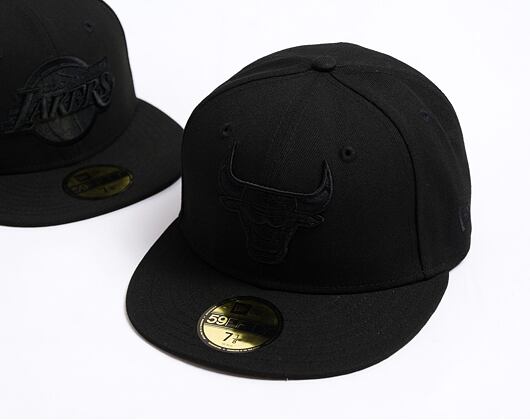 Kšiltovka New Era - NBA Black on Black 59FIFTY - Chicago Bulls - Black