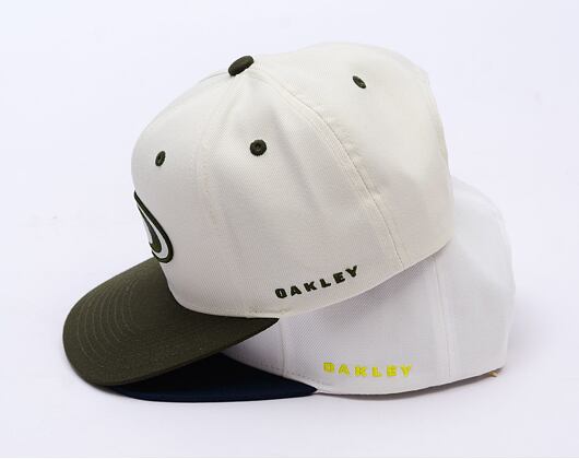 Kšiltovka Oakley - Oakley Alumni Cap - New Dark Brush
