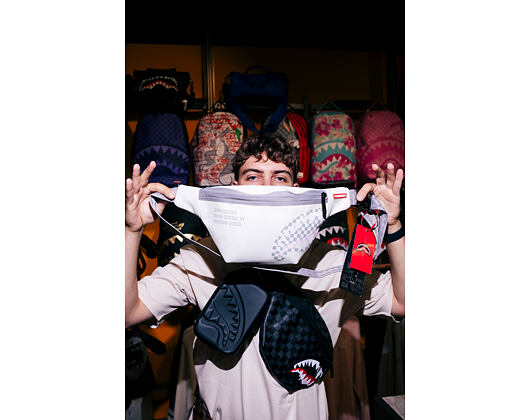 Taška Sprayground - Printed Zipper Hard-Shell Sling