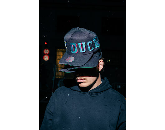 Kšiltovka Mitchell & Ness - NHL Busted Pro Vntg - Anaheim Ducks - Black