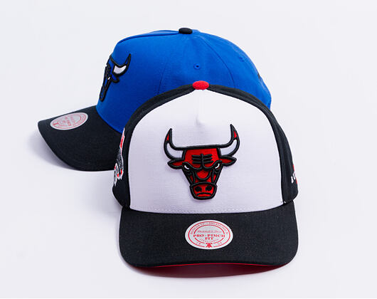 Mitchell & Ness - Core I Pro Snapback - NBA - Chicago Bulls - White-Red