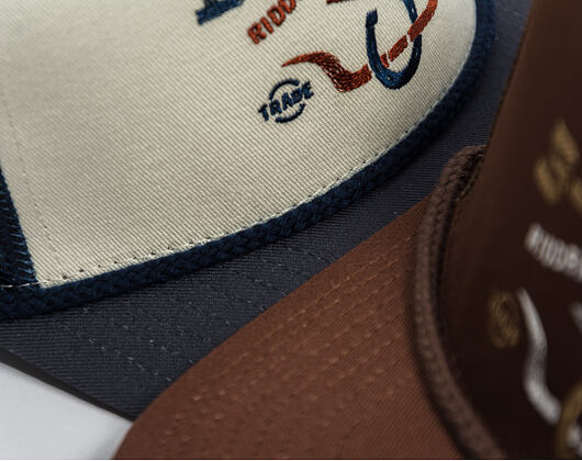 Cap Brixton - Beekman C Np Mp Trucker Hat - Off White/Navy