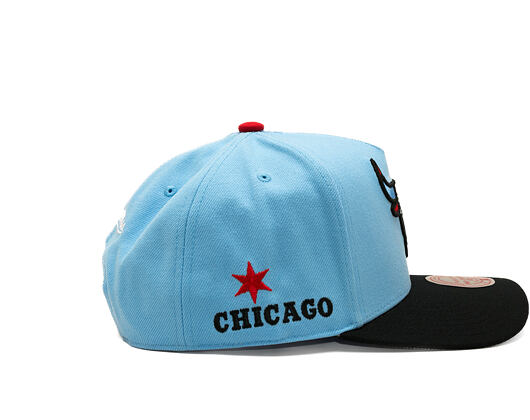 Cap Mitchell & Ness - In The City - NBA - Chicago Bulls - Light Blue