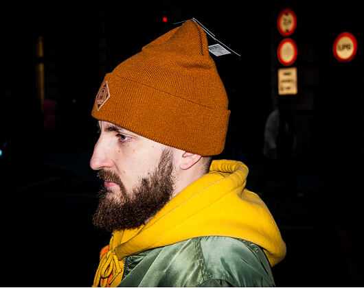 UPFRONT Fold Rust Winter Beanie