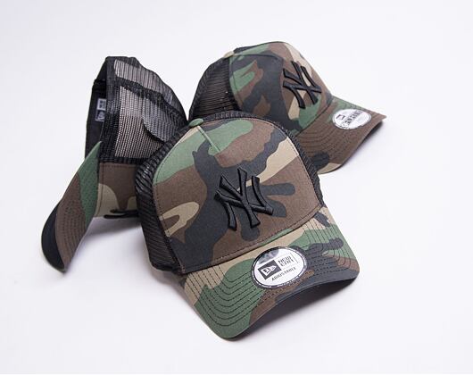 New Era Kids 9FORTY Clean Trucker New York Yankees Woodland Camo / Black Snapback