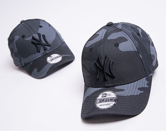 New Era 9FORTY MLB League Essential New York Yankees Strapback Moonland Camo / Black Cap