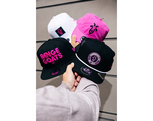 New Era - LIV Golf 9SEVENTY Trucker - Range Goats - Black