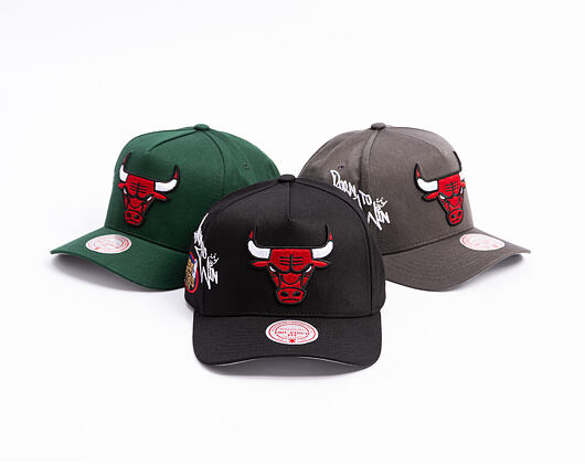 Cap Mitchell & Ness  - NBA Born To Win - Pro Pinch Snapback - Chicago Bulls - Black