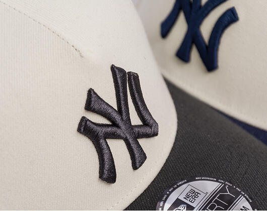 Cap New Era - MLB "2 Tone" 39THIRTY - NY Yankees - Chrome White / Steel