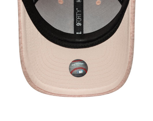 Womens Cap New Era - MLB Winter Borg Teddy 9FORTY M-CROWN - NY Yankees - Blush Pink