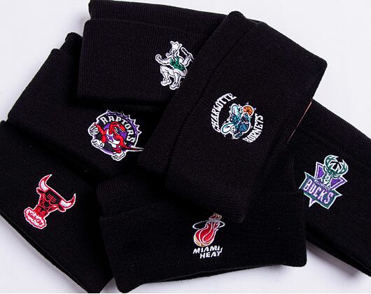 Mitchell & Ness Chicago Bulls HWC Team Logo Cuff Knit Black Winter Beanie