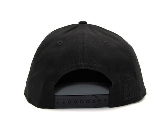 New Era 9FIFTY NBA Black on Black Chicago Bulls Black / Black Cap
