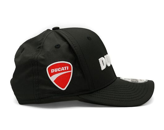 Kšiltovka New Era 9FIFTY Ripstop Pre-Curved Ducati Black / Black