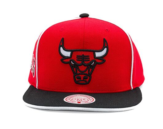 Kšiltovka Mitchell & Ness - Chicago Bulls - Pipe Snapback - Red