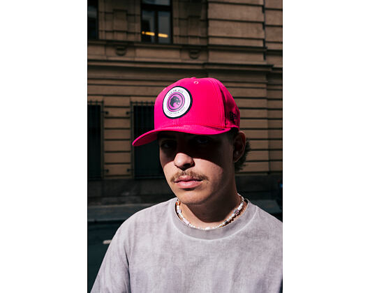 New Era - LIV Golf 9SEVENTY Circle - Legion - Bright Red