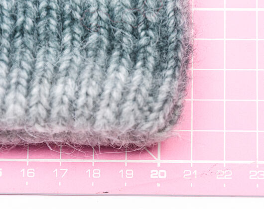 Oakley - Ellipse Gradient Beanie - Black Gradient