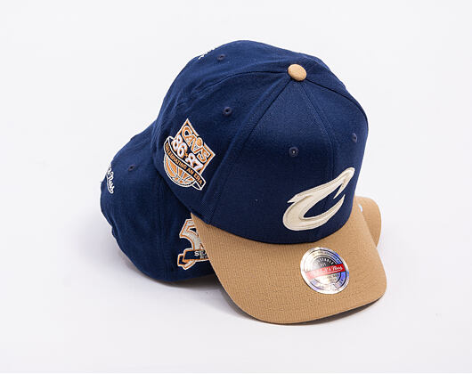 Kšiltovka Mitchell & Ness - Sand Storm Classic Red - Cleveland Cavaliers - Navy/Sand