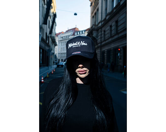Mitchell & Ness Pinscript Redline Snapback Branded Black / White Cap