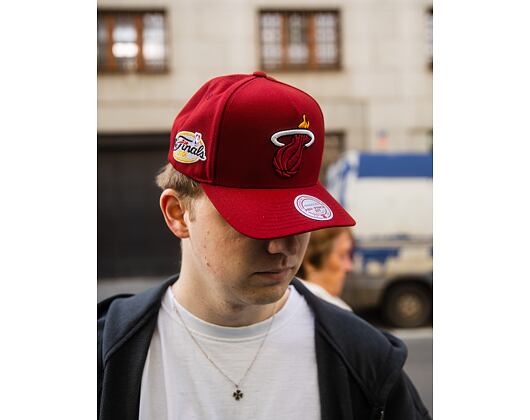Mitchell & Ness - Miami Heat - Double Clutch Pro Snapback - Red