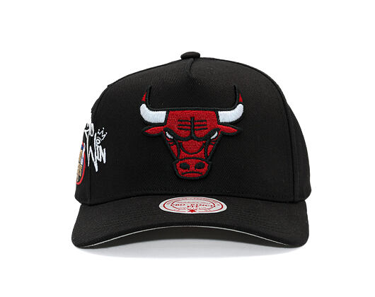 Cap Mitchell & Ness  - NBA Born To Win - Pro Pinch Snapback - Chicago Bulls - Black