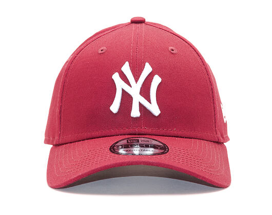 New Era League Essential New York Yankees 9FORTY Cardinal/White Strapback Cap