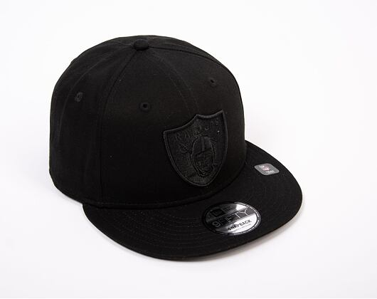 New Era 9FIFTY NFL Black on Black Las Vegas Raiders Snapback Cap