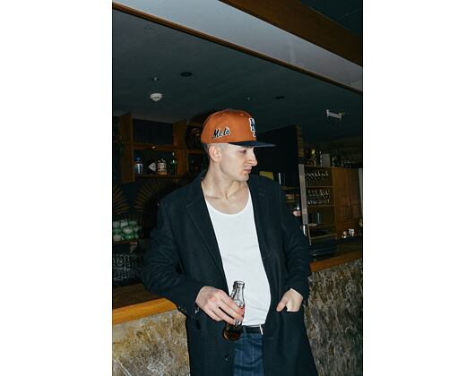 Kšiltovka New Era 59FIFTY MLB Boucle New York Mets Caramel Brown / Navy / Stone