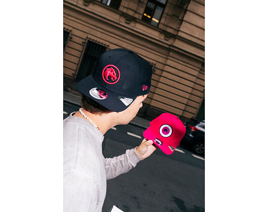 New Era - LIV Golf 9SEVENTY Circle - Legion - Bright Red