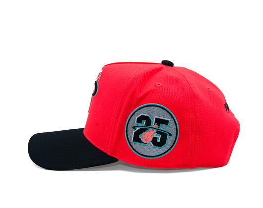 Cap Mitchell & Ness - In The City - NBA - Miami Heat - Pink
