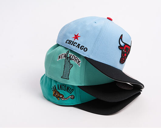 Cap Mitchell & Ness - In The City - NBA - Chicago Bulls - Light Blue