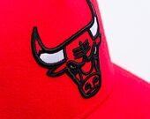 Kšiltovka Mitchell & Ness - Chicago Bulls - Kicking Wool Pro Strapback - Red