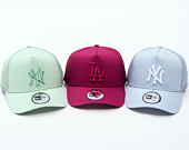 Kšiltovka New Era - MLB League Essential 9FORTY Trucker - NY Yankees - Blue / White