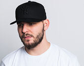 New Era 9FIFTY MLB New York Yankees Snapback Black / Black Cap