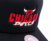 Kšiltovka Mitchell & Ness - Chicago Bulls - Year Of The Snake Trucker - Black