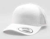 Kšiltovka Yupoong 5-Panel Retro Trucker Cap White