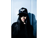 Kšiltovka Reflection Luxury Velvet Rhinostones Black / White