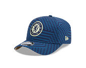 Kšiltovka New Era 9FIFTY Stretch-Snap All Over Print Checkered Chelsea FC Lion Crest Navy