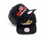 Kšiltovka Mitchell & Ness - New York Knicks - Year Of The Snake Trucker - Black