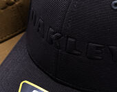 Oakley Cap - Bark Embossed Hat - Pitch Black/Flame Red