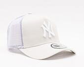 New Era 9FORTY Trucker MLB League Essential New York Yankees Satin / White Cap